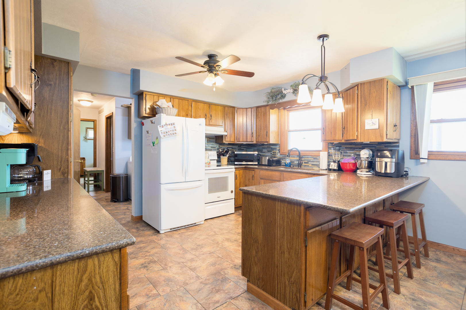 111 Countryside Lane N