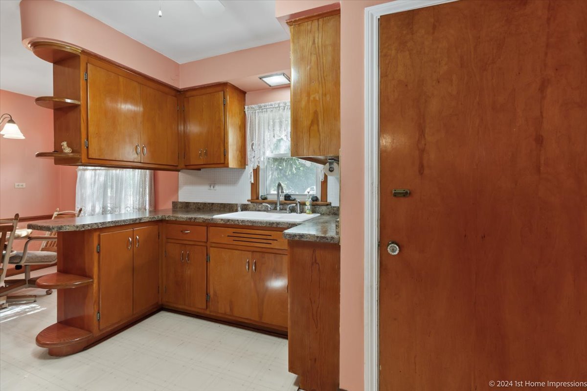 2535 W 103rd Street