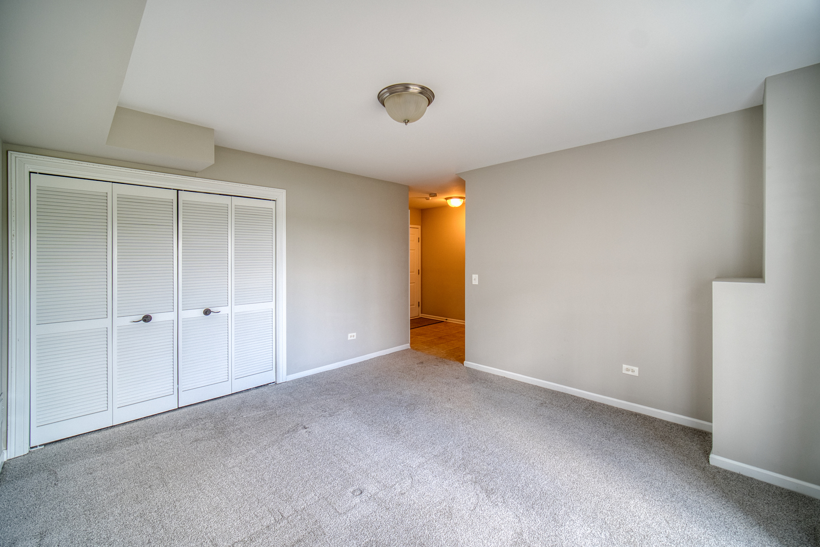 153 Lakeshore Drive
