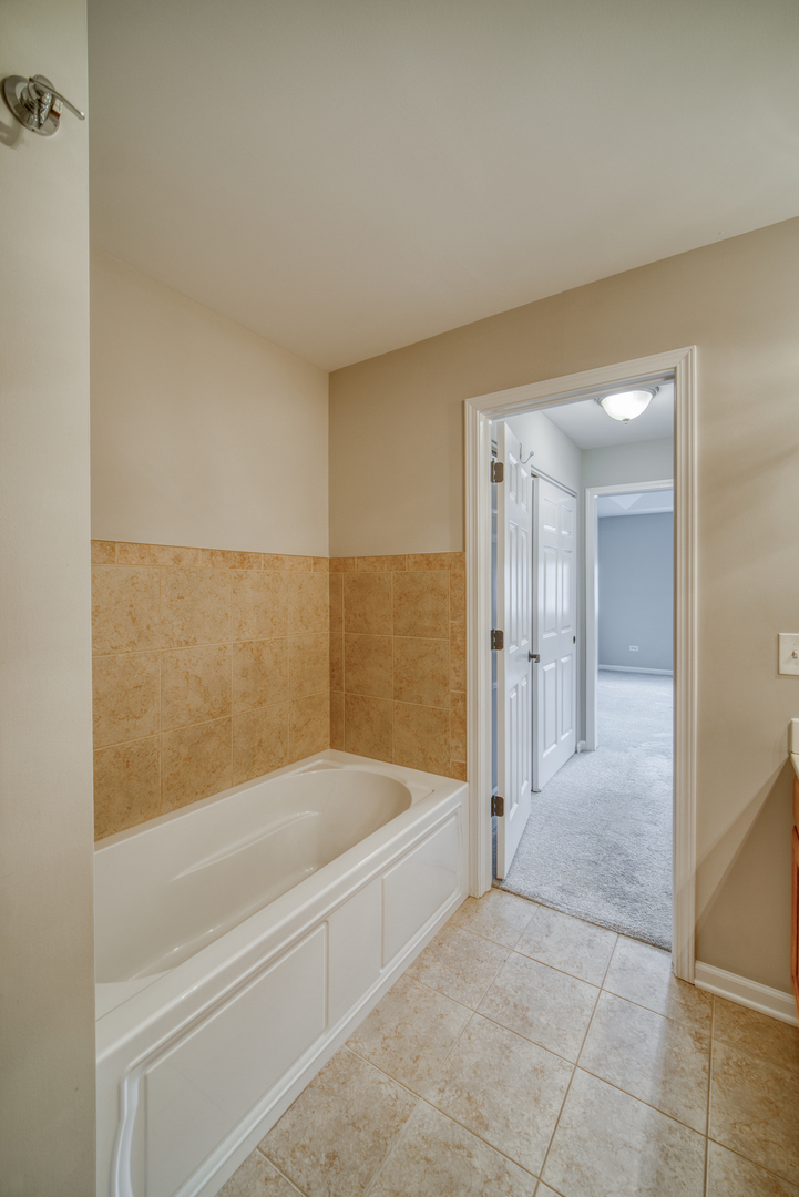 153 Lakeshore Drive