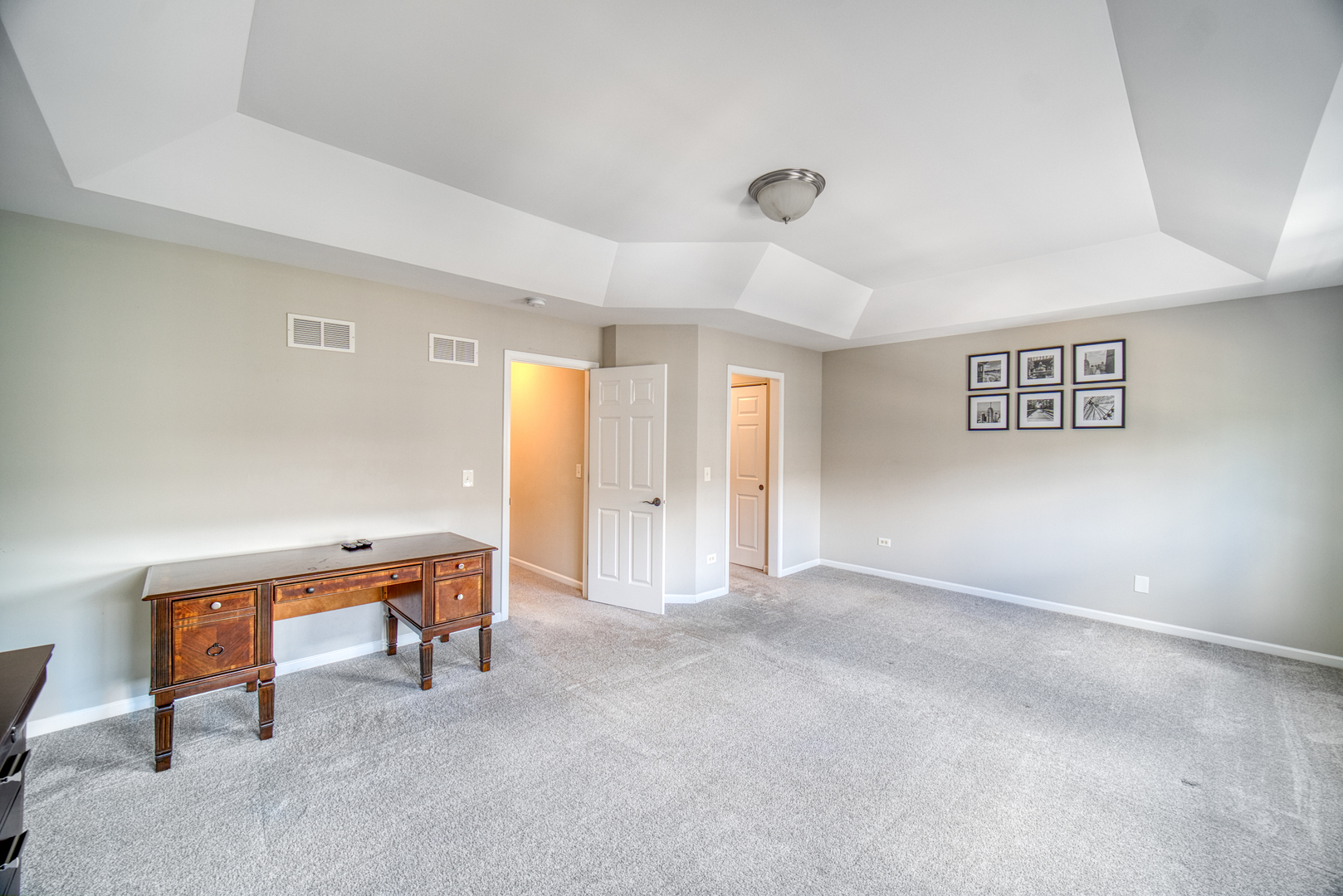 153 Lakeshore Drive