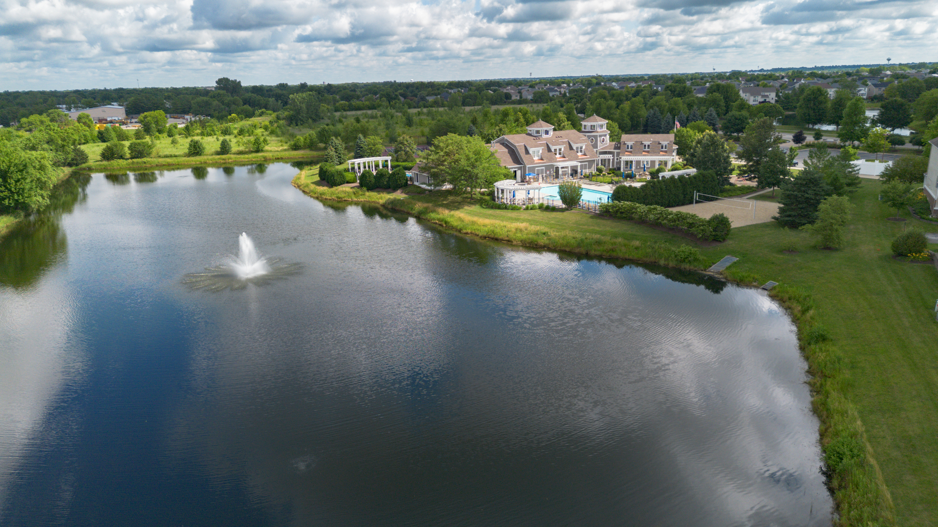 153 Lakeshore Drive