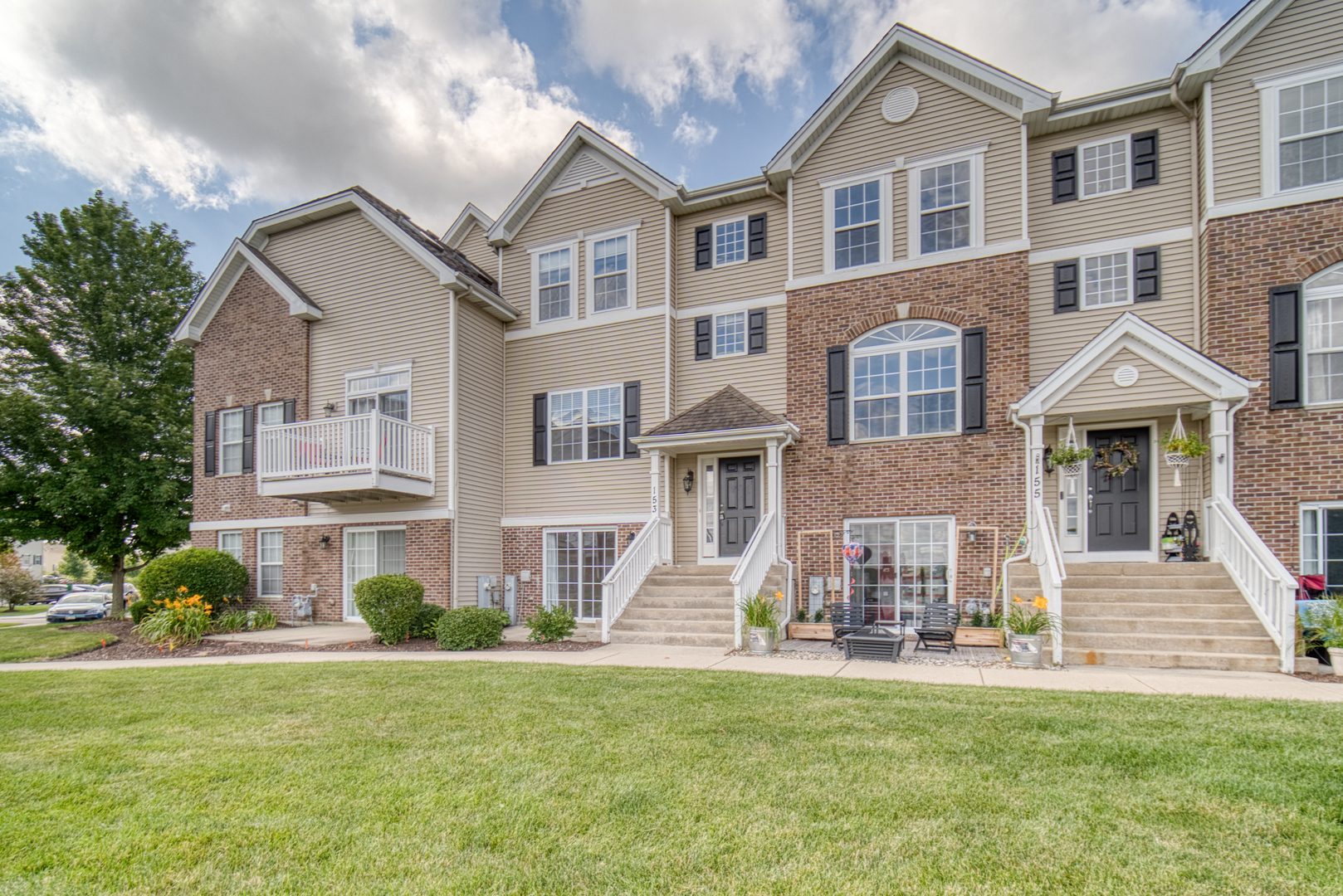 153 Lakeshore Drive