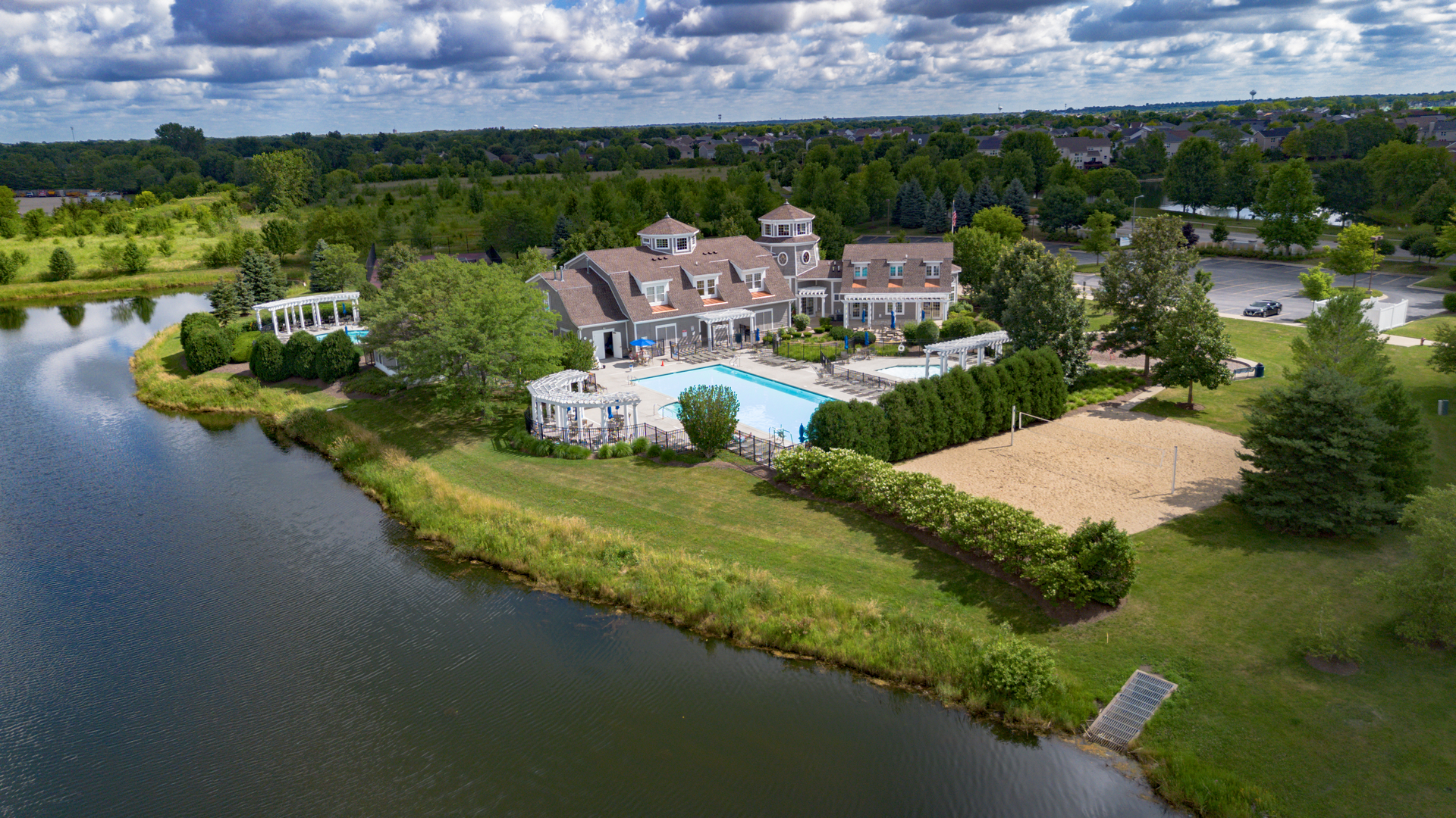 153 Lakeshore Drive