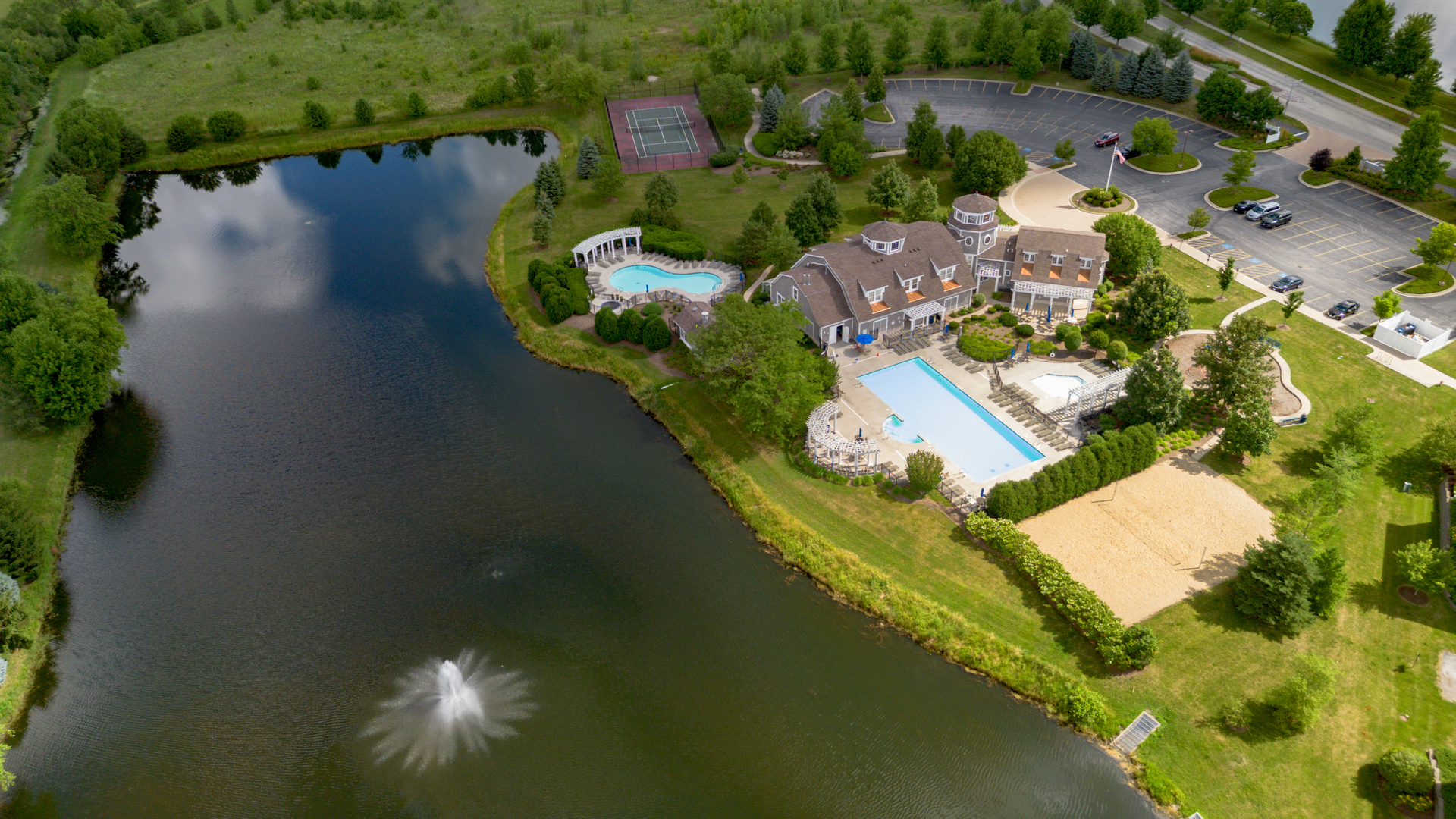153 Lakeshore Drive