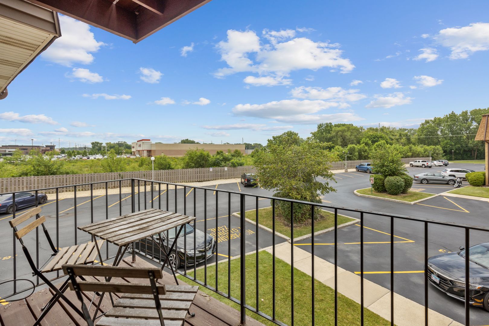 4913 W 109th Street Unit: 203