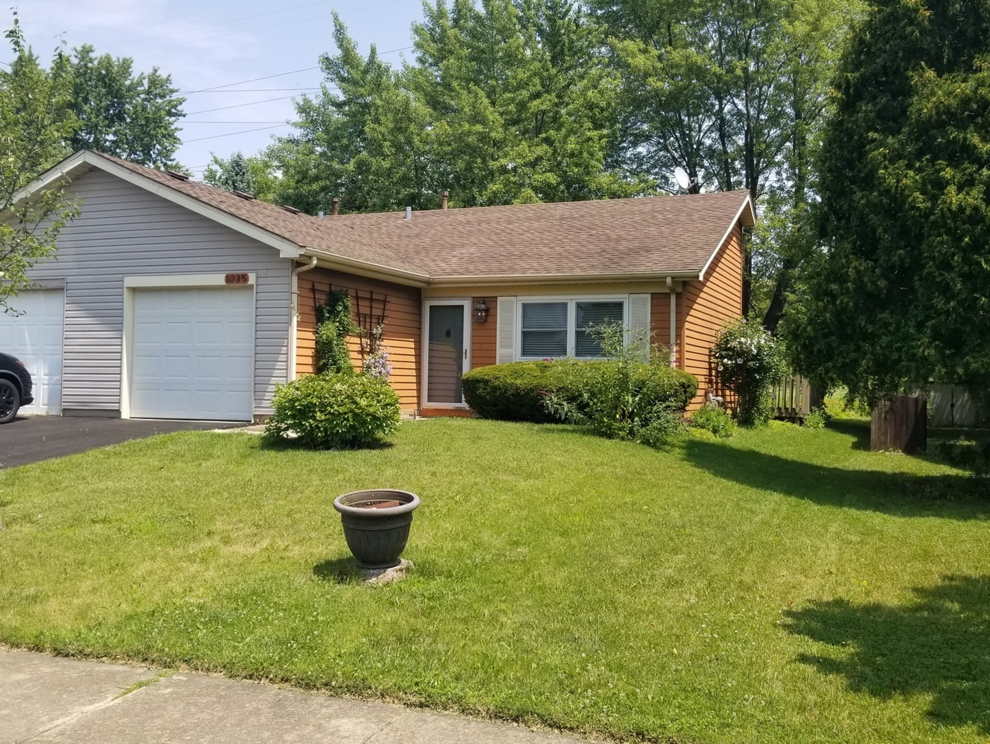 1095 Pheasant Run Lane