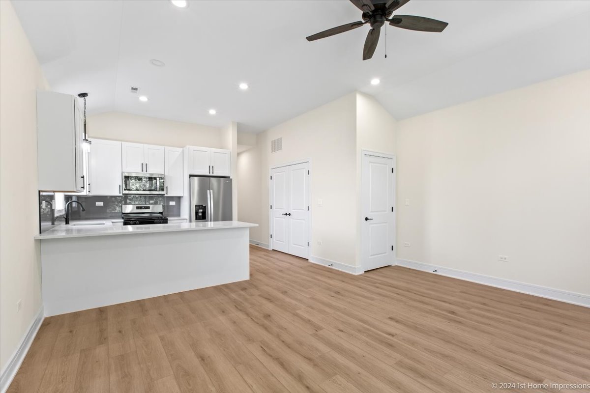 6517 S Drexel Avenue