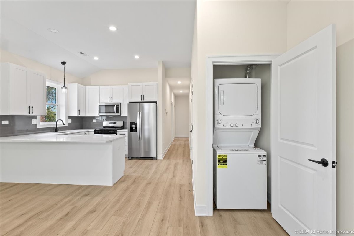 6517 S Drexel Avenue