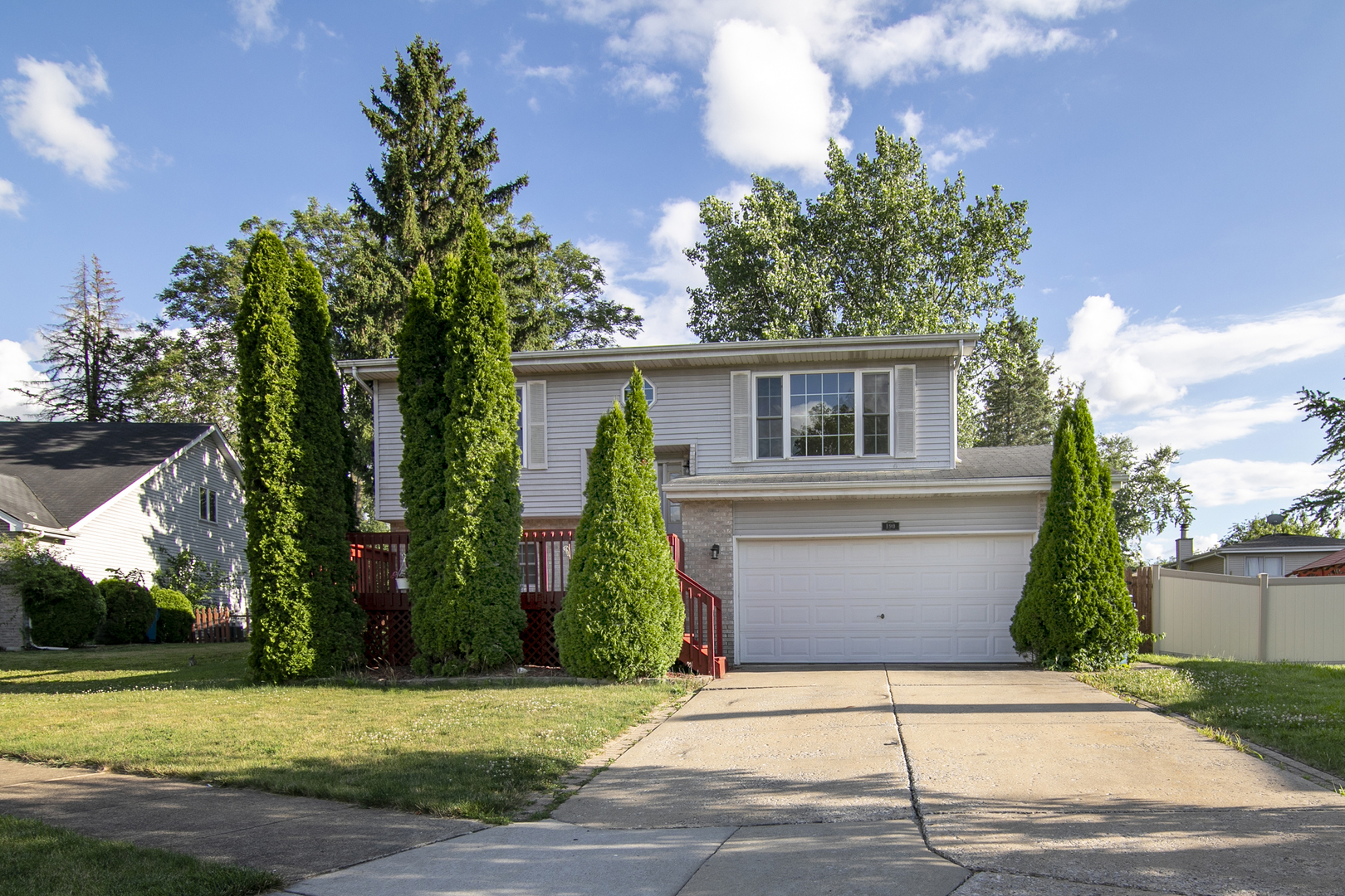 190 Knollwood Drive