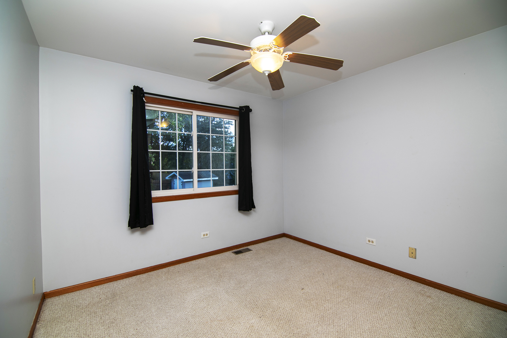 190 Knollwood Drive