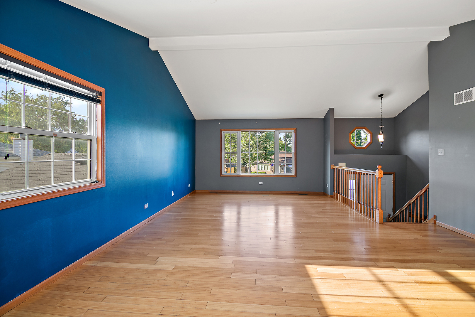 190 Knollwood Drive