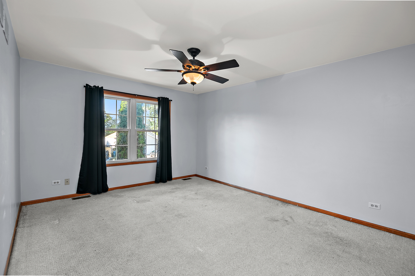 190 Knollwood Drive