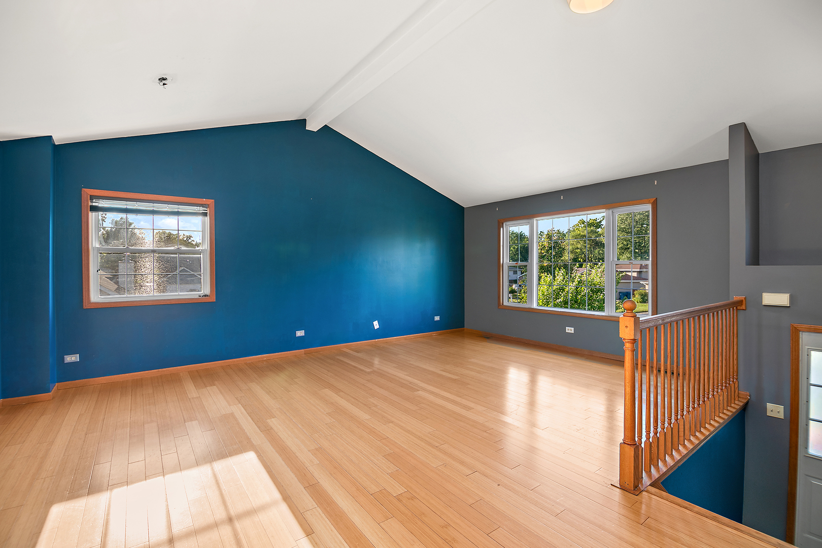 190 Knollwood Drive