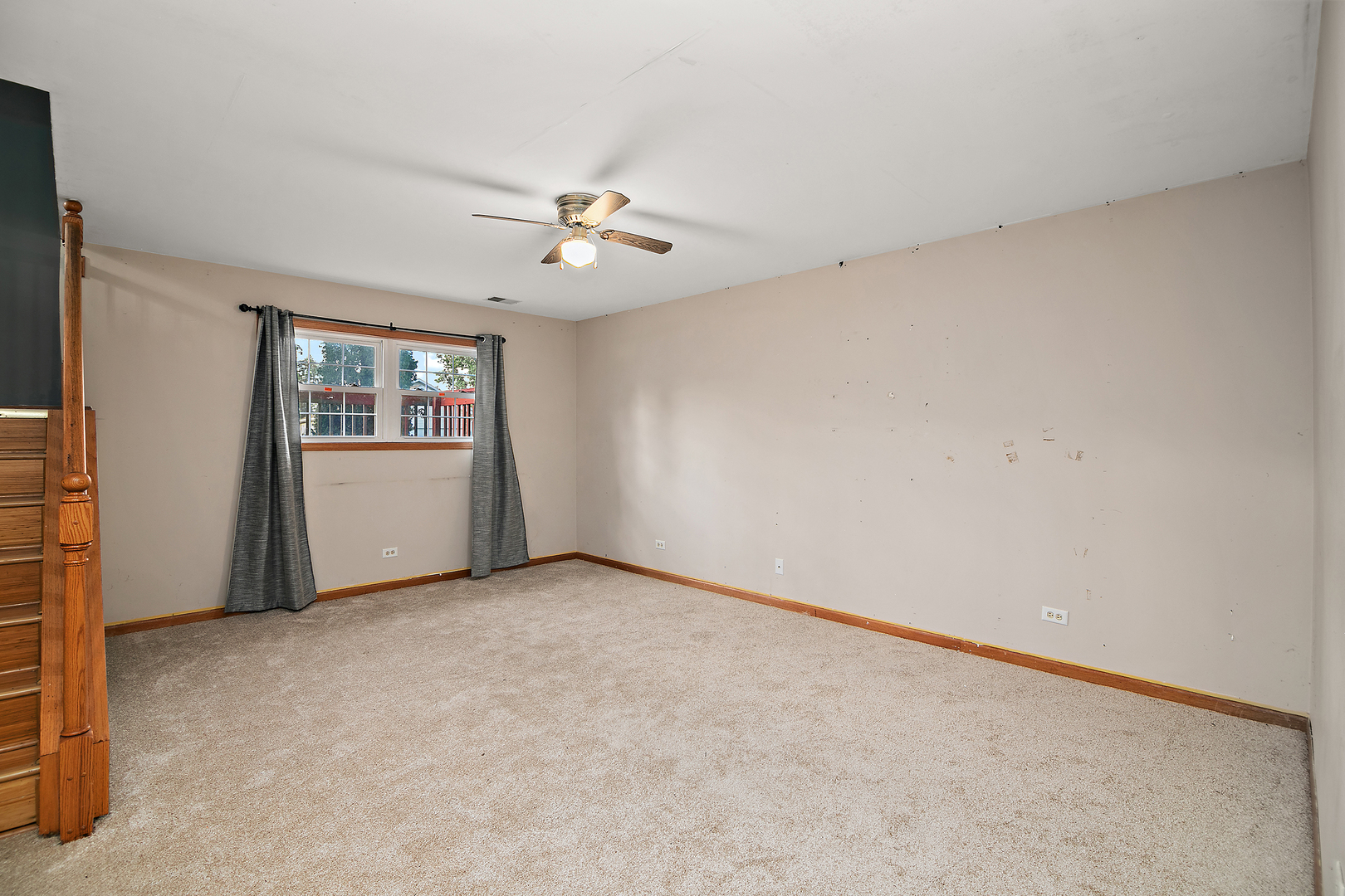 190 Knollwood Drive