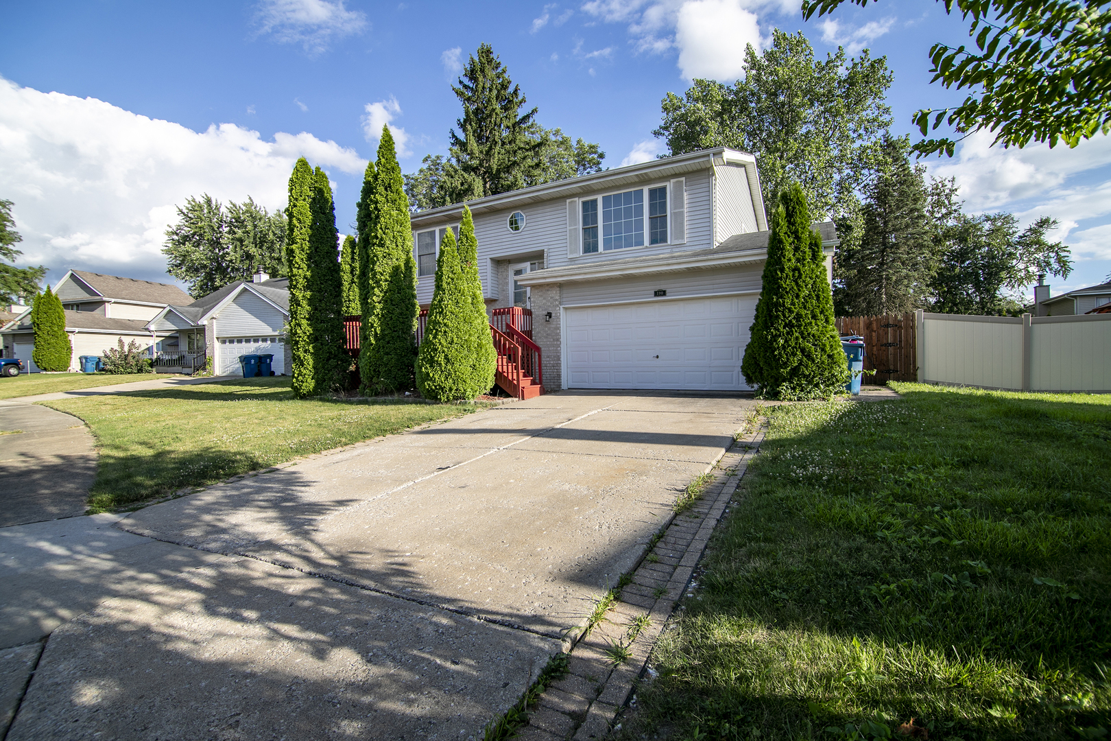 190 Knollwood Drive