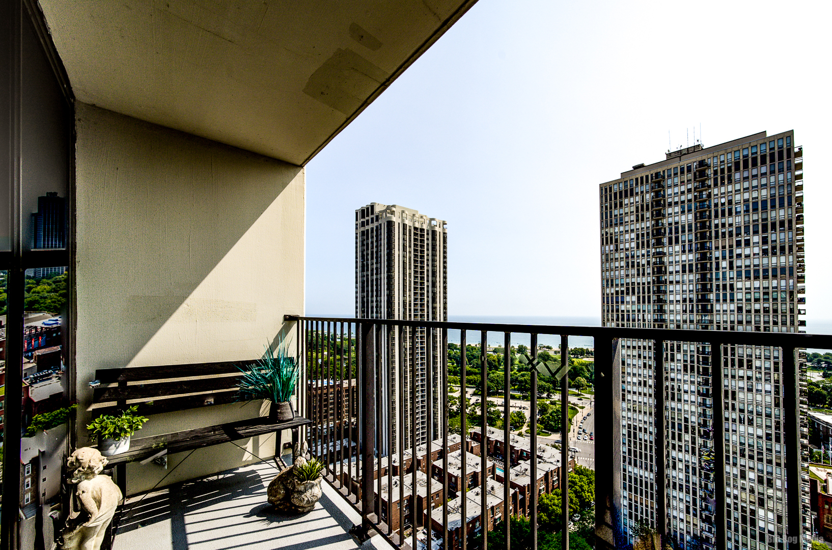 1636 N Wells Street Unit: 2905