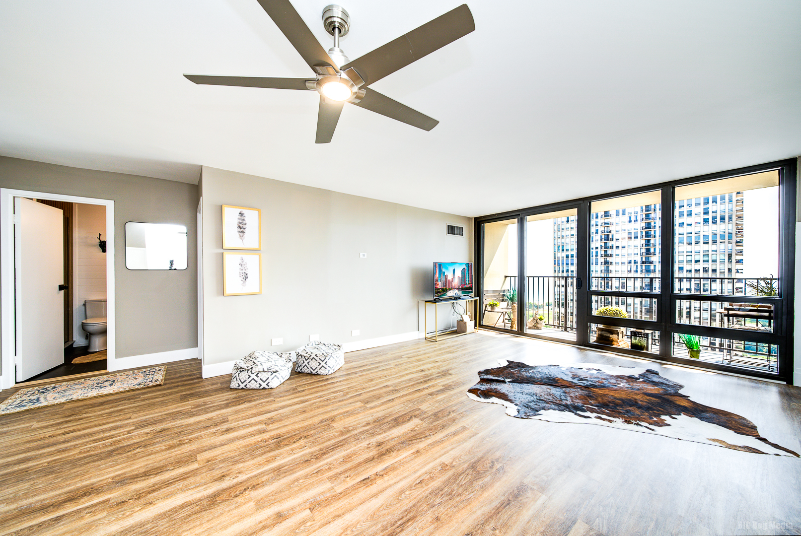 1636 N Wells Street Unit: 2905