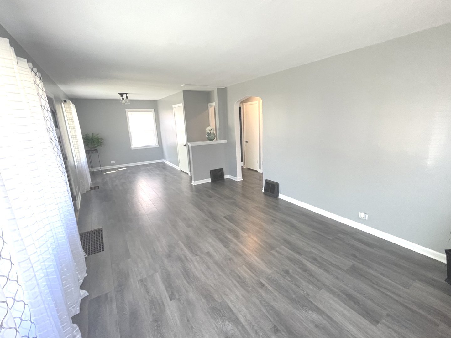 17912 Exchange Avenue