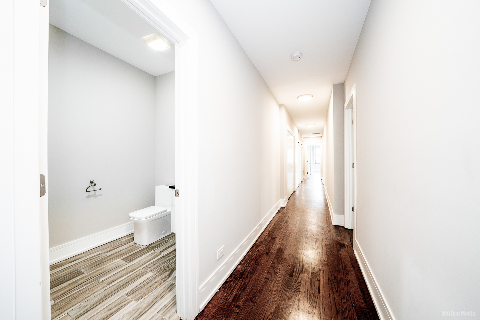 4453 S Lake Park Avenue Unit: 2