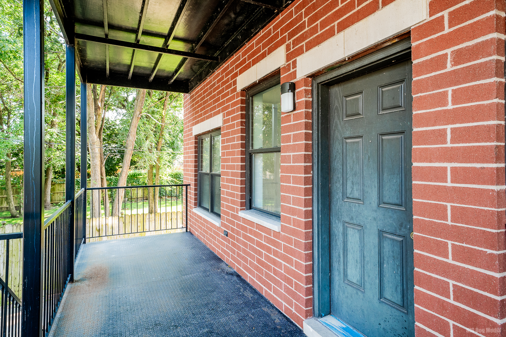 4453 S Lake Park Avenue Unit: 2