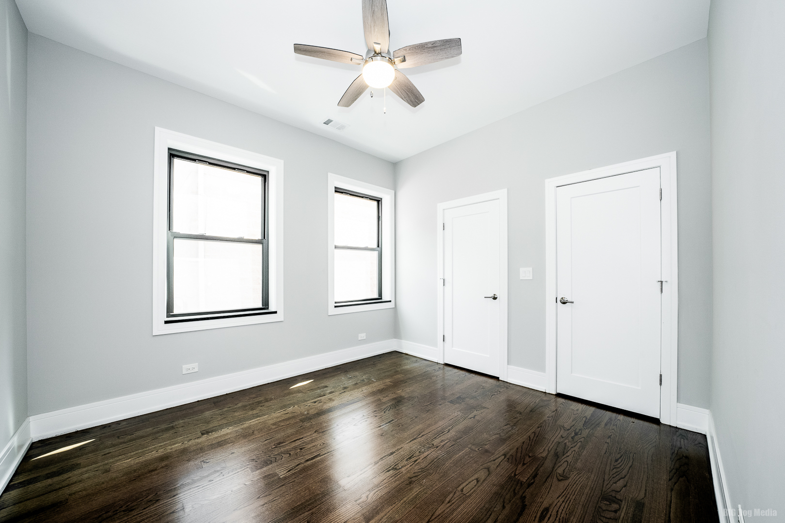 4453 S Lake Park Avenue Unit: 2