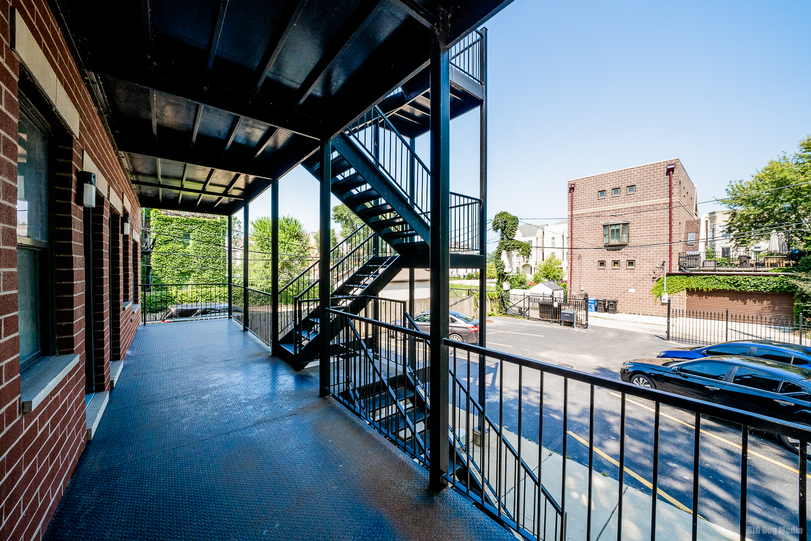 4453 S Lake Park Avenue Unit: 2