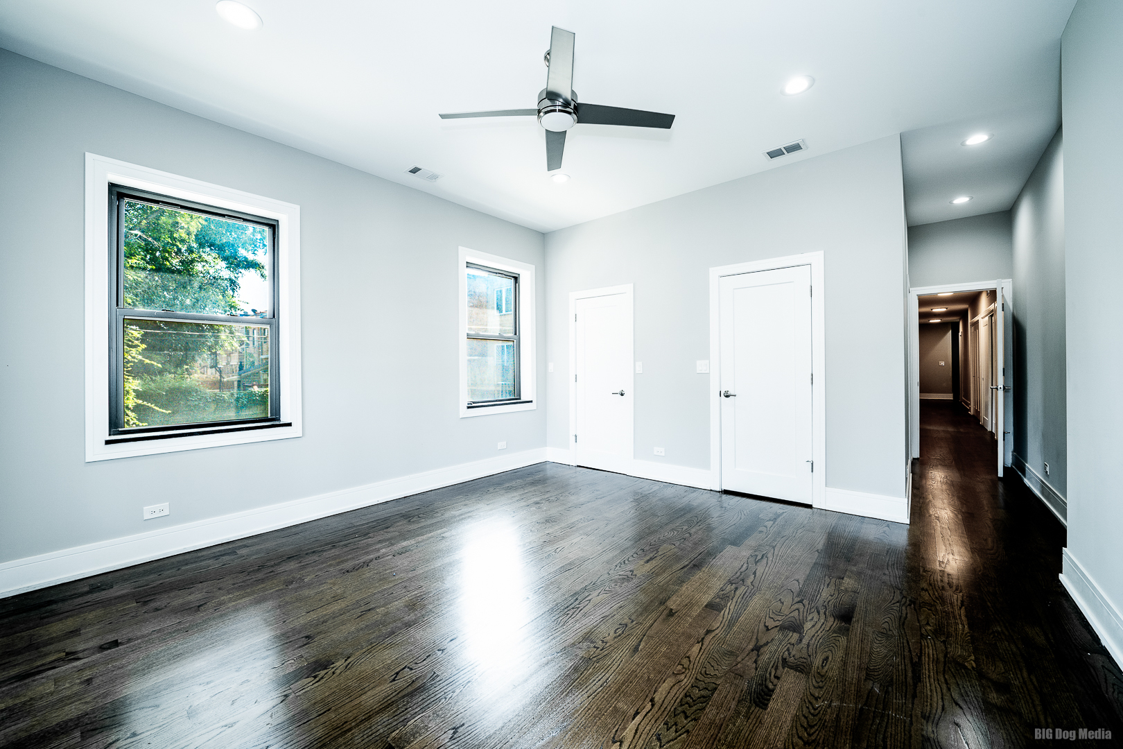 4453 S Lake Park Avenue Unit: 2