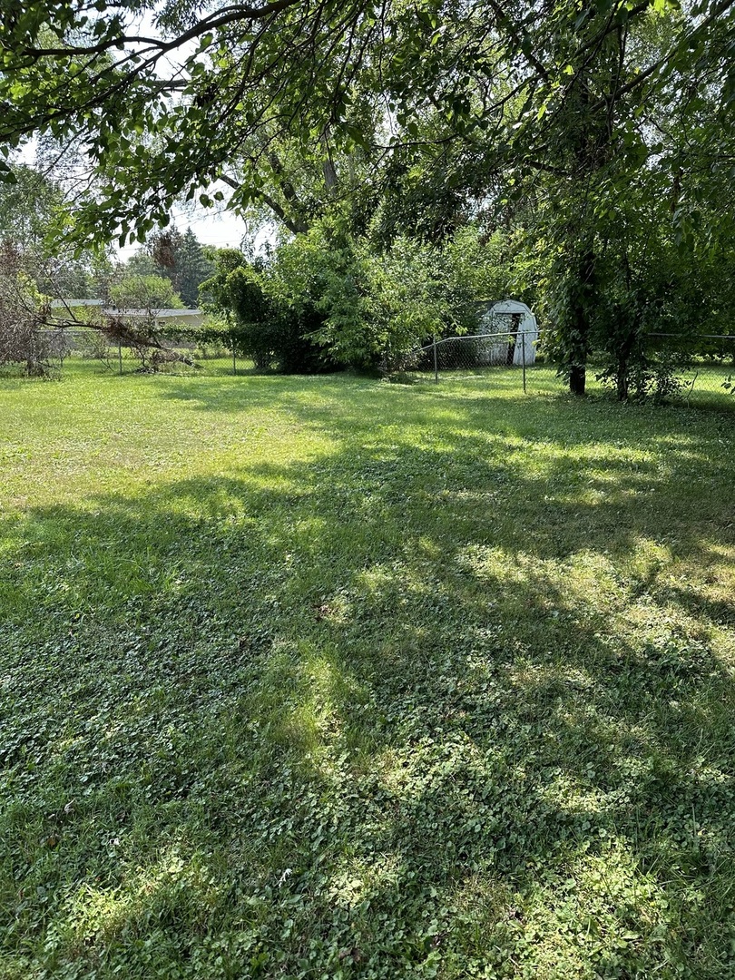 442 Shabbona Drive