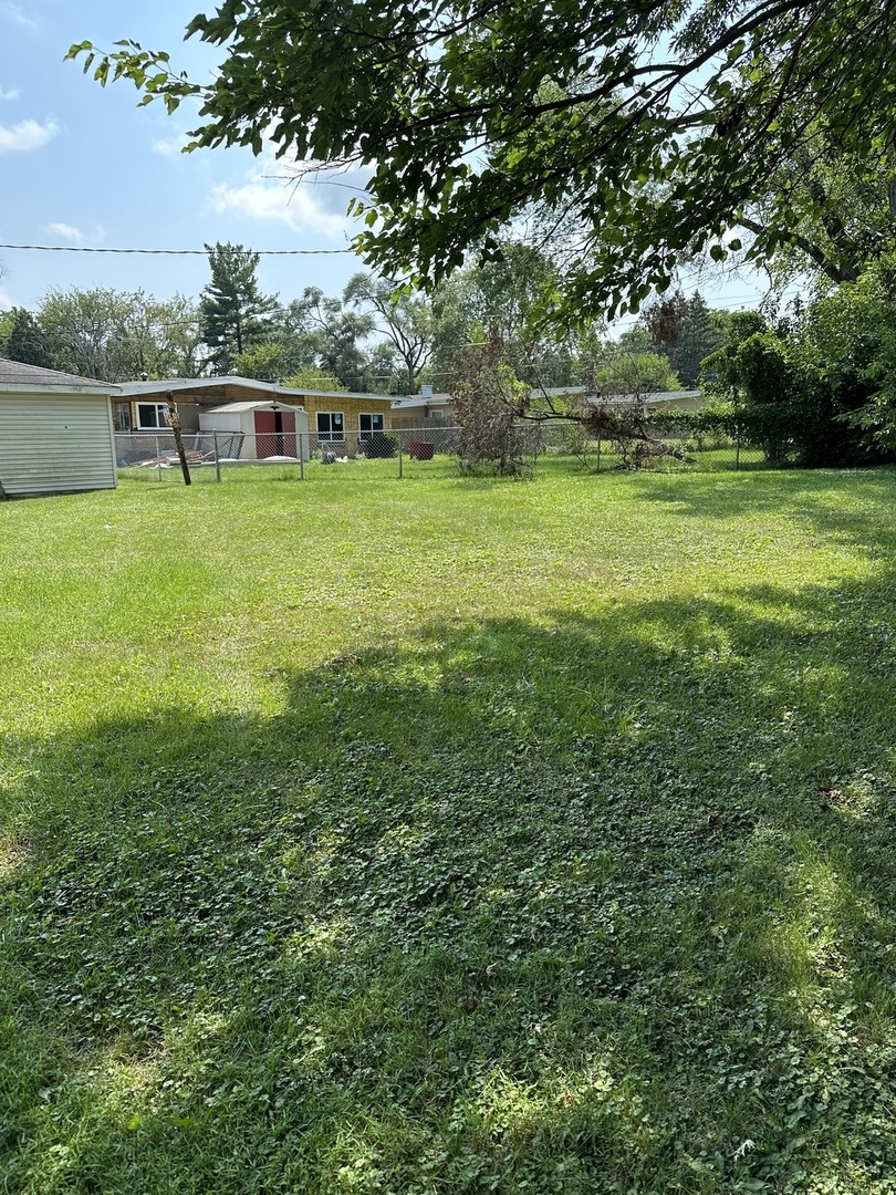 442 Shabbona Drive