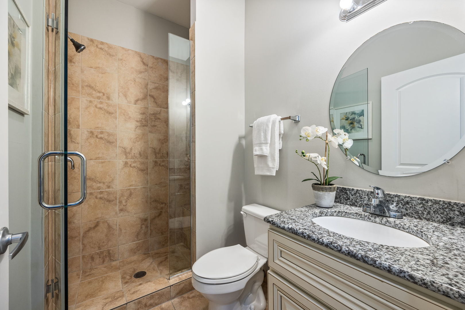 3126 W Walton Street Unit: 4