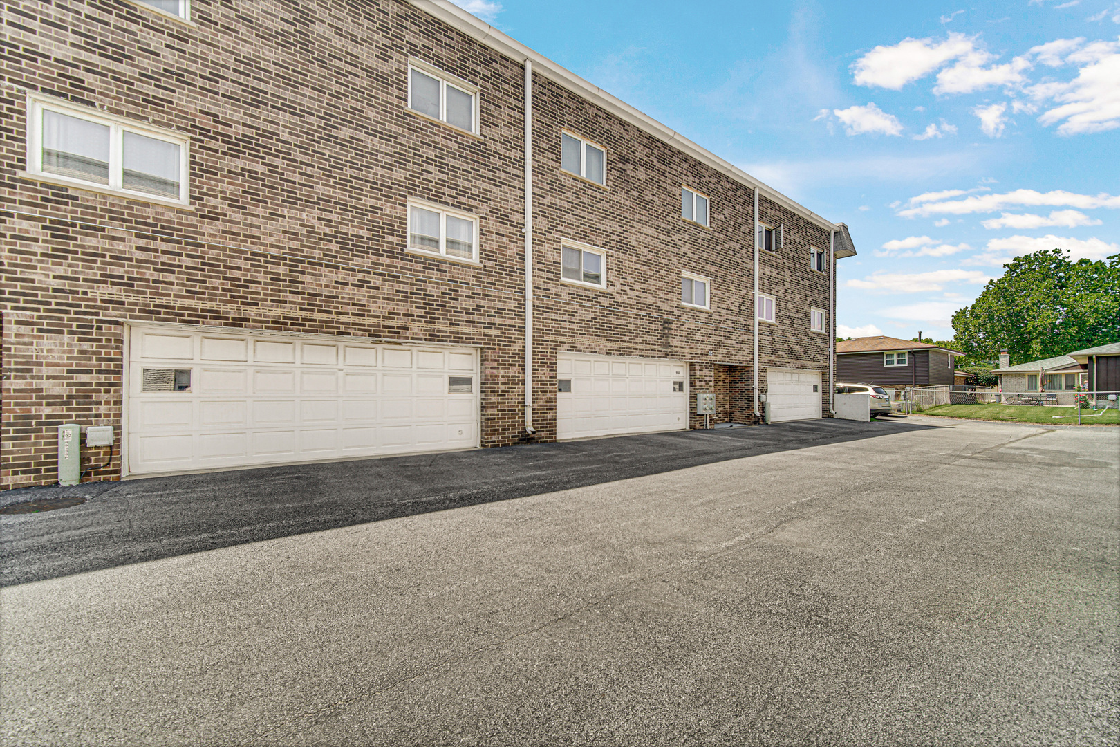 9130 S Pulaski Road Unit: 2E