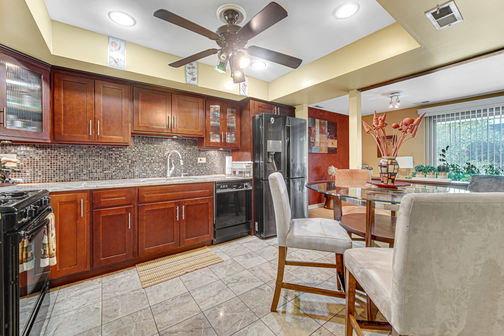 9130 S Pulaski Road Unit: 2E
