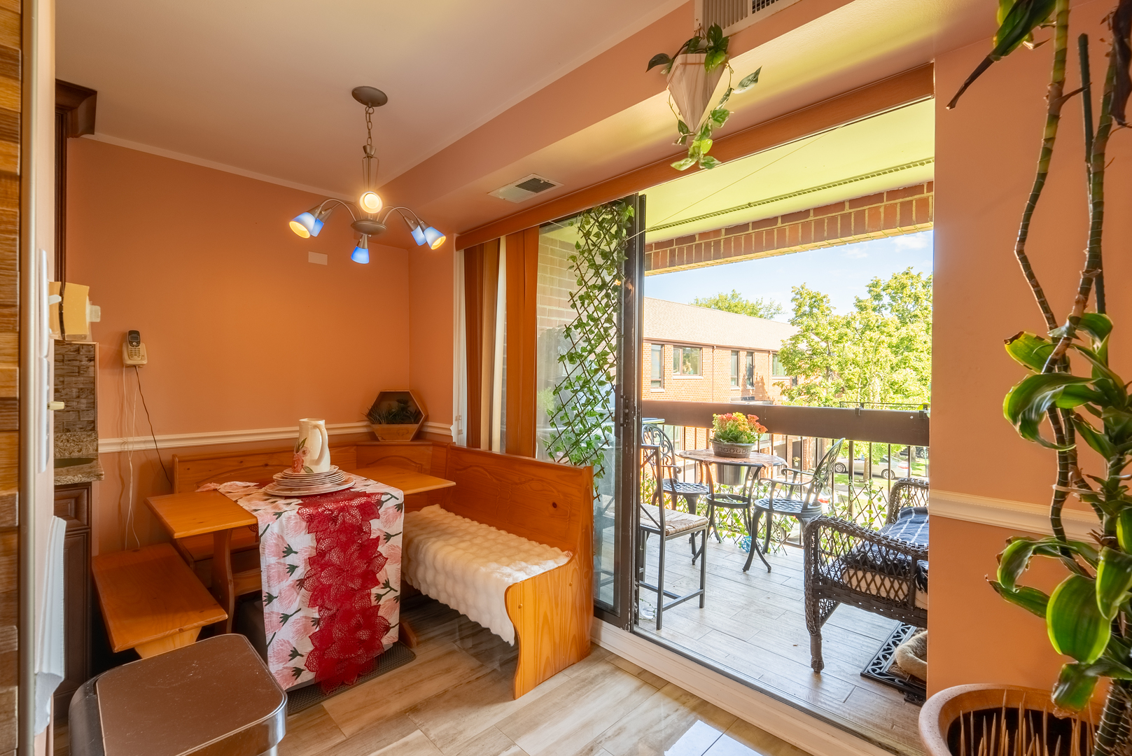3801 Appian Way Unit: 207