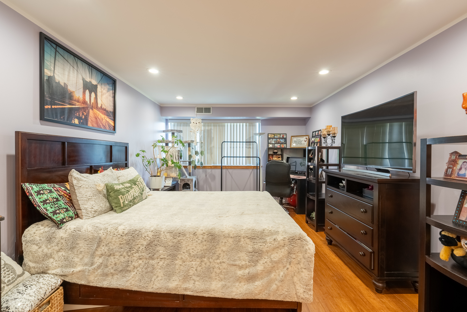 3801 Appian Way Unit: 207