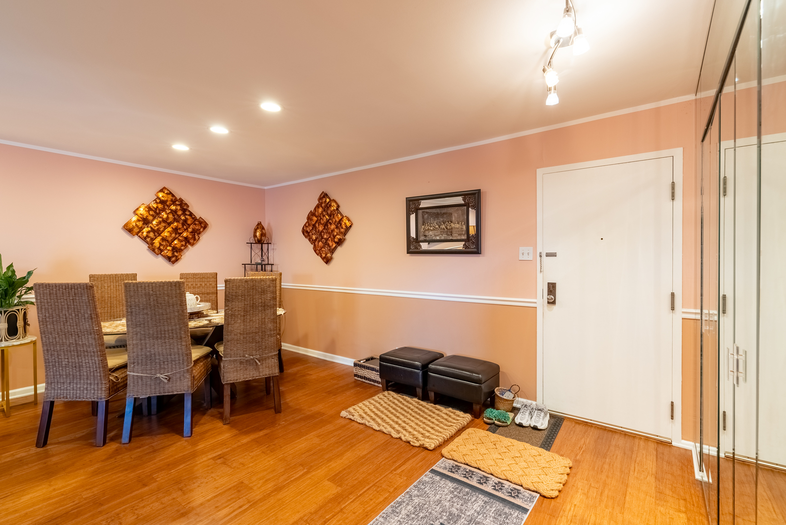 3801 Appian Way Unit: 207