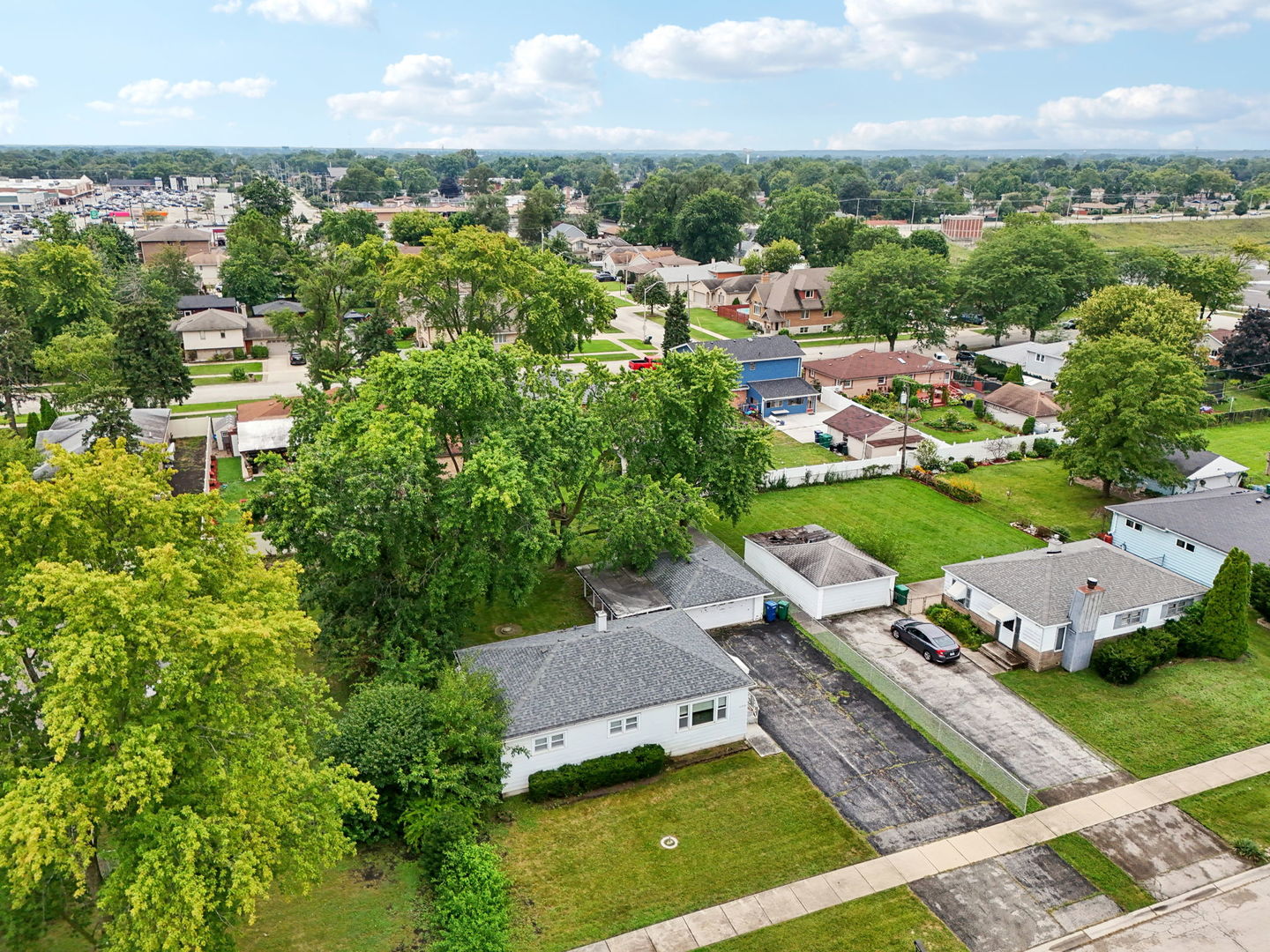 6405 W 85th Place