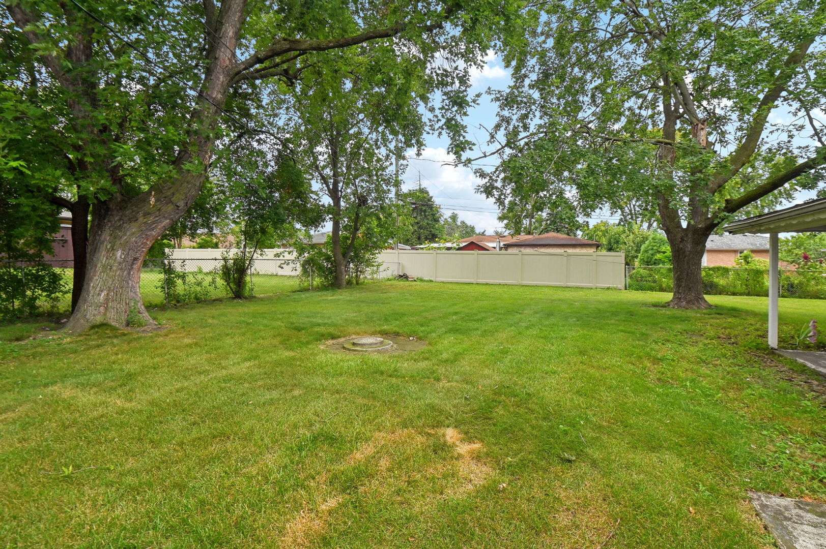 6405 W 85th Place