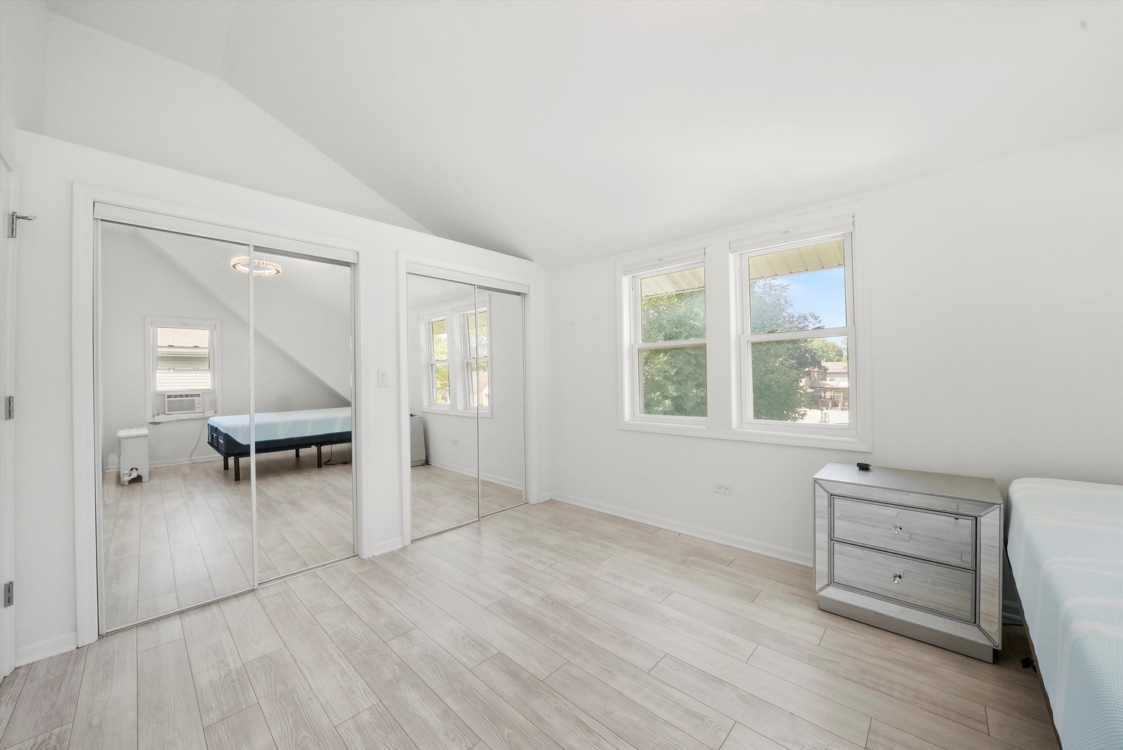 2657 W 96th Street