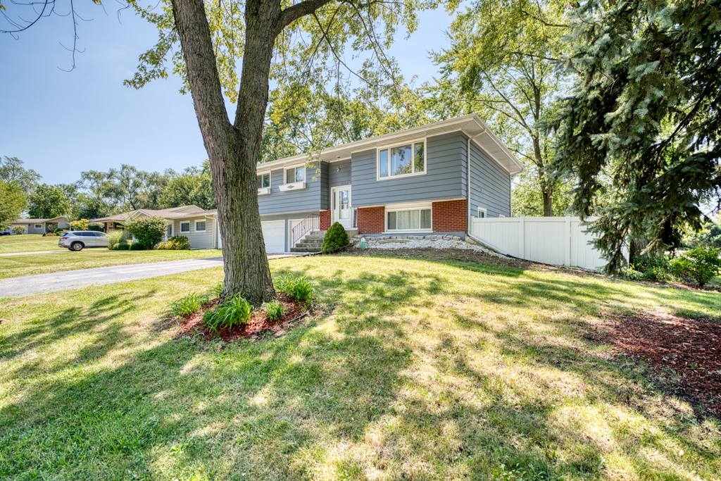 15267 Hiawatha Trail