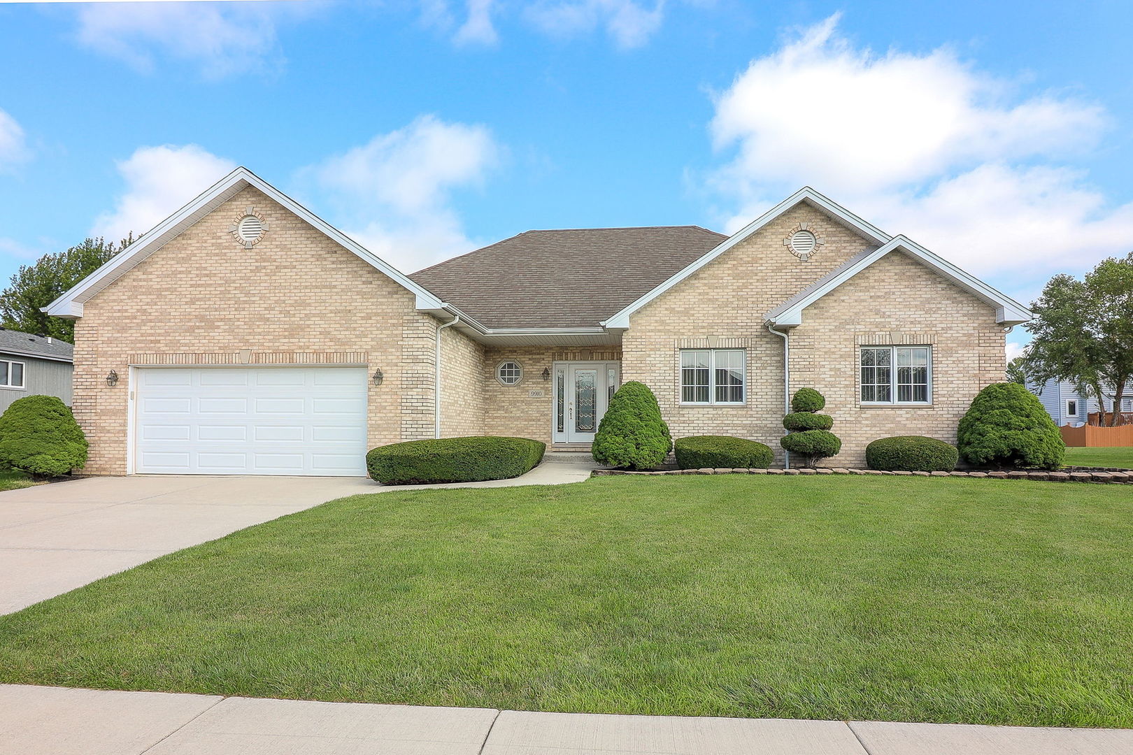 9910 Hastings Lane