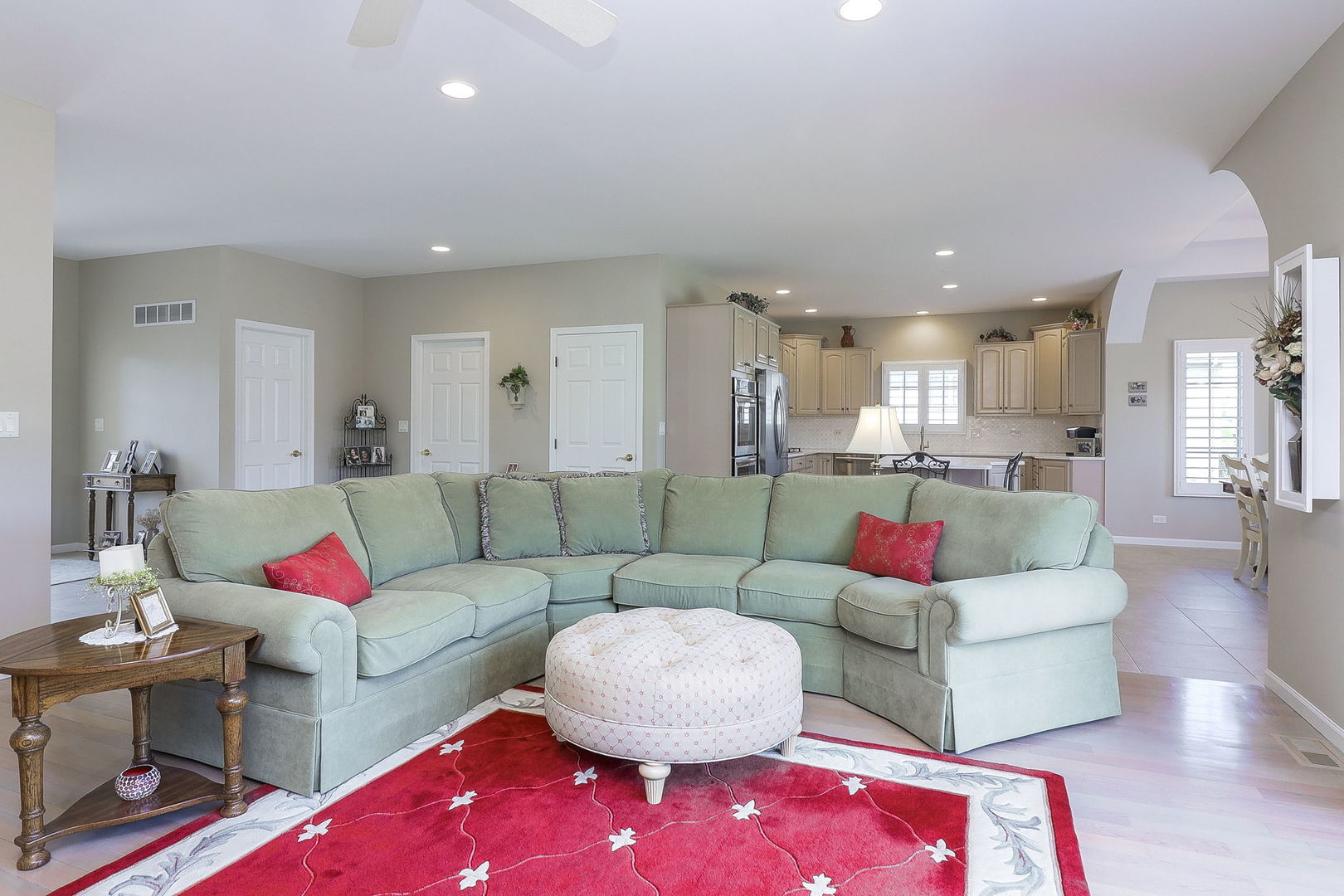 9910 Hastings Lane