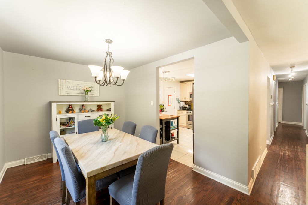 17011 Pine Court