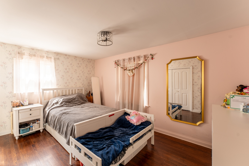 17011 Pine Court