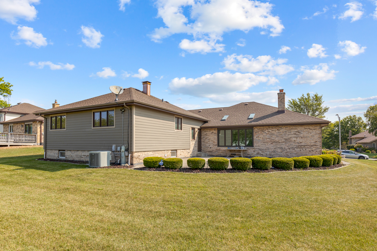 13950 Blackhawk Lane