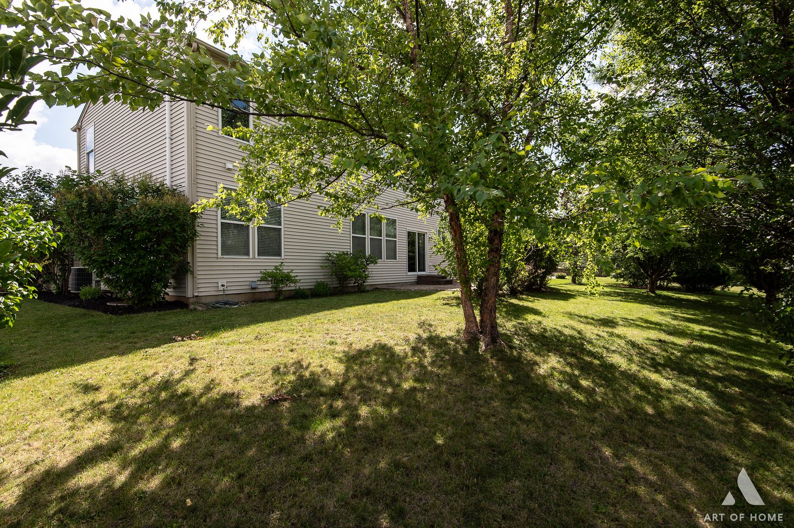 223 Honeysuckle Street