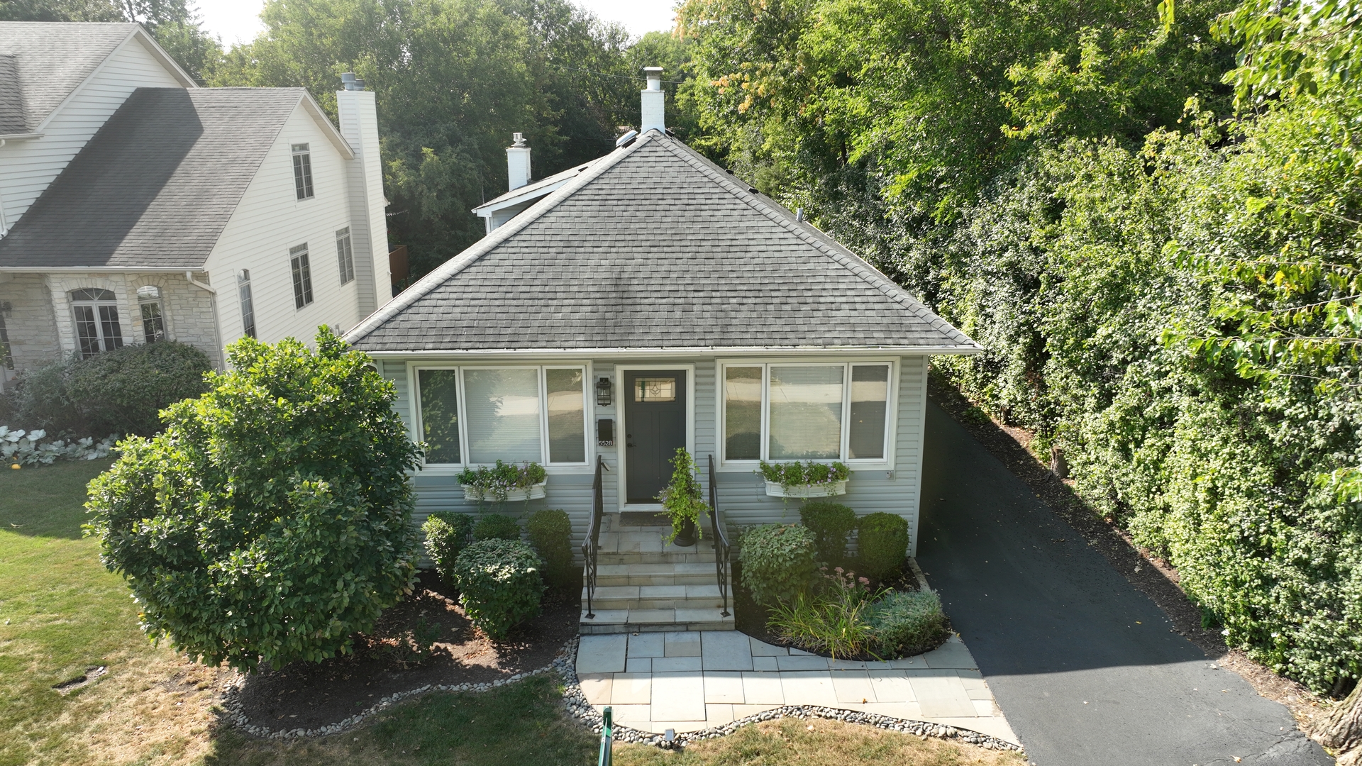 5528 Webster Street