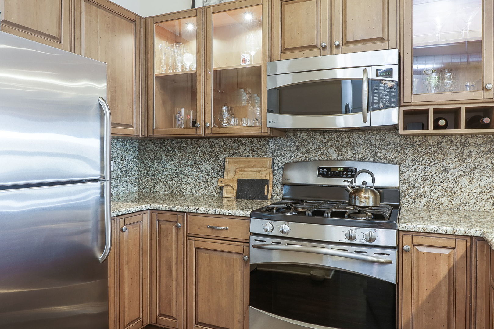 450 VILLAGE CENTER Drive Unit: 213