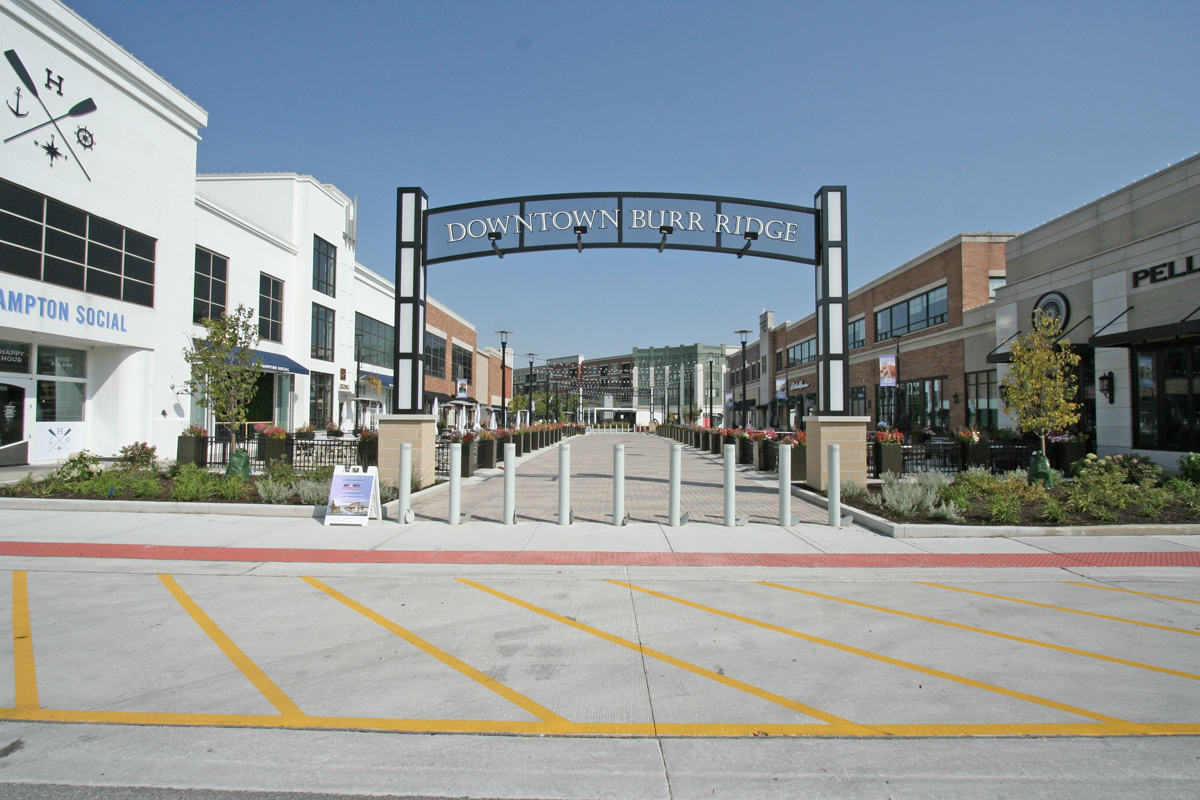 450 VILLAGE CENTER Drive Unit: 213