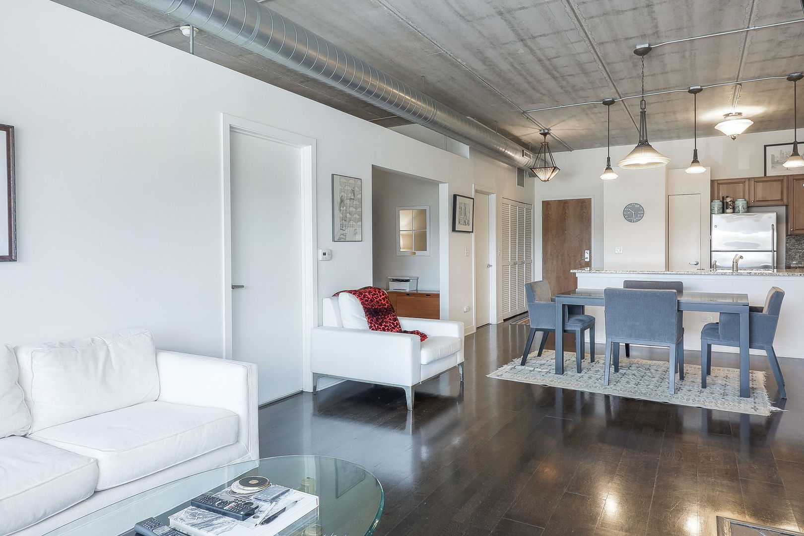 450 VILLAGE CENTER Drive Unit: 213